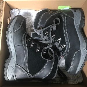 KODIAK waterproof insulated size 7 boots